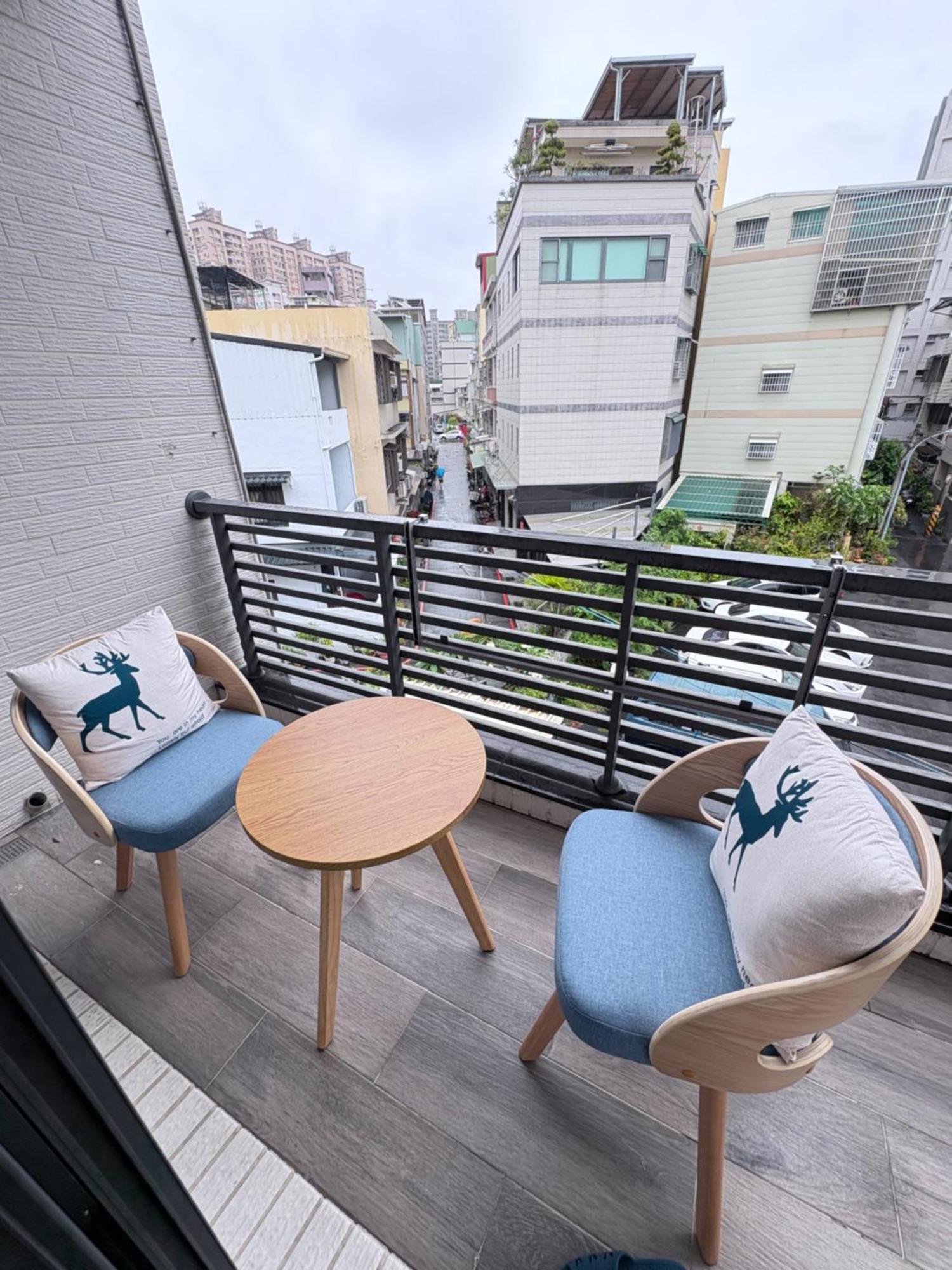 Kaohsiung Raifong Corner Homestay Eksteriør billede